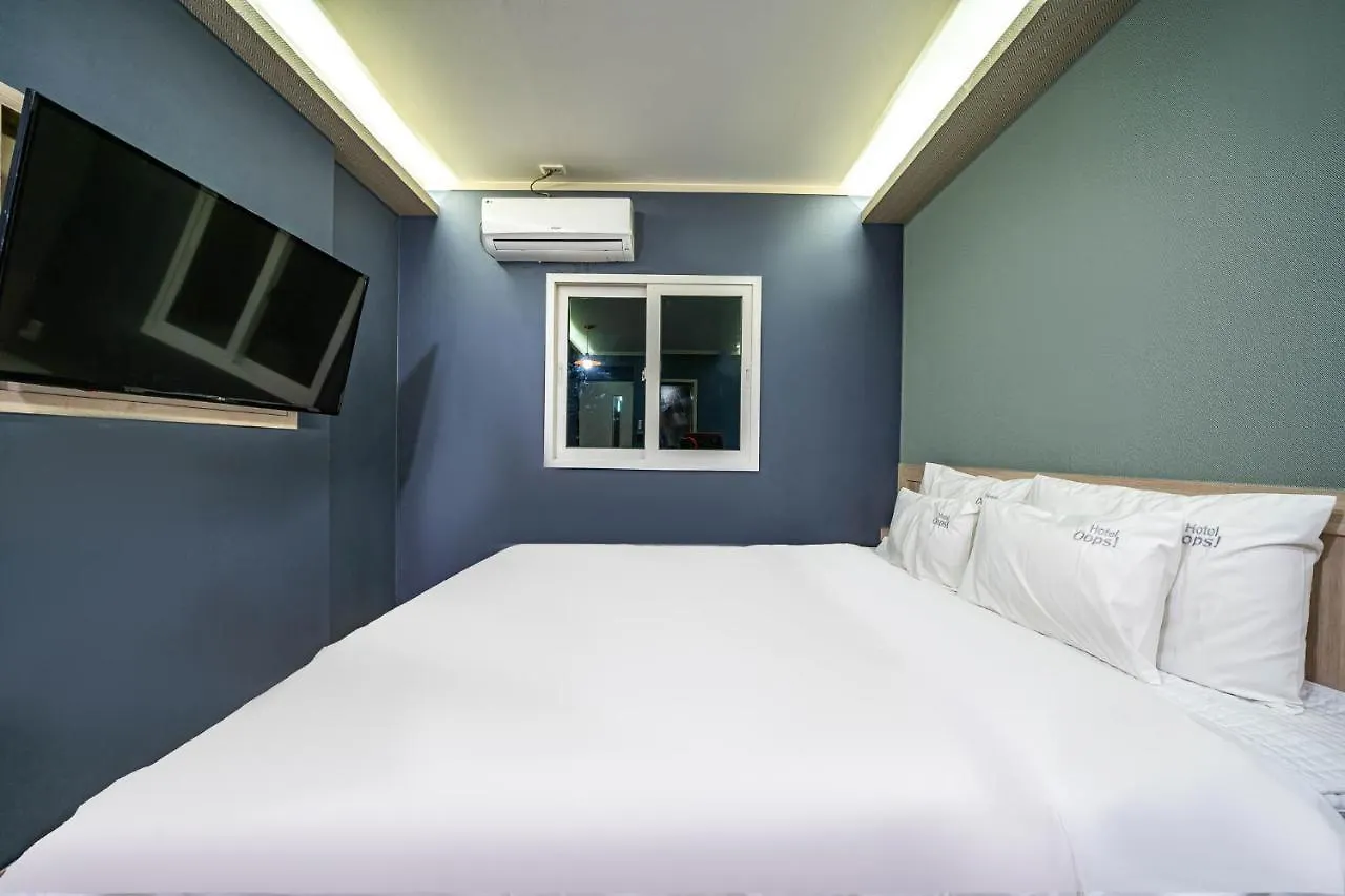 Oops Hotel Busan South Korea