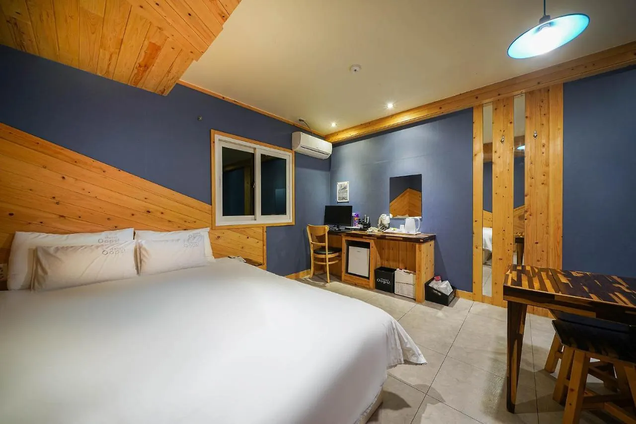 Oops Hotel Busan