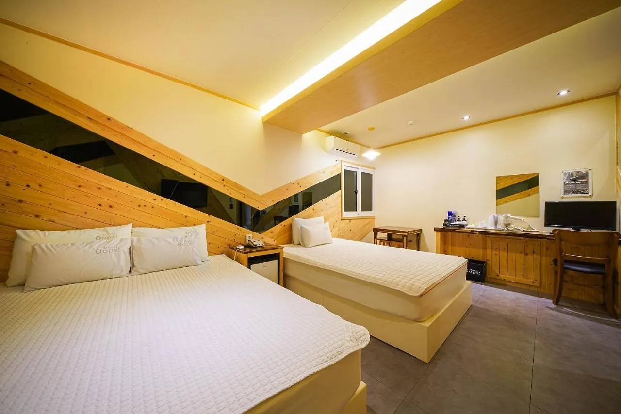Oops Hotel Busan